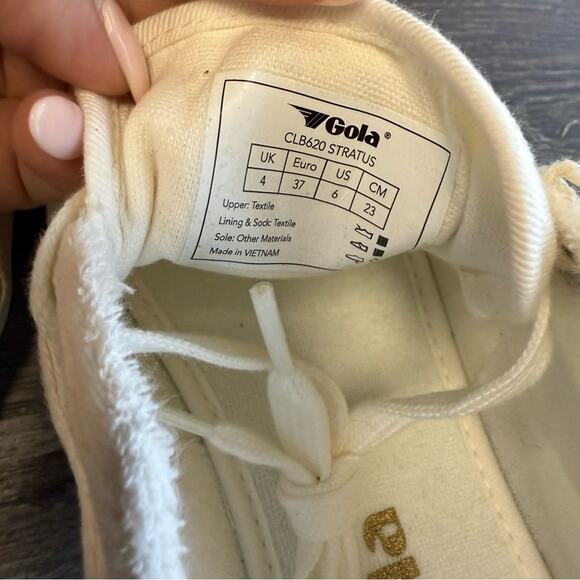 NEW Gola Stratus Canvas Sneakers - Picture 8 of 8